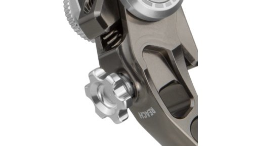 Precise Lever Reach Adjustment
